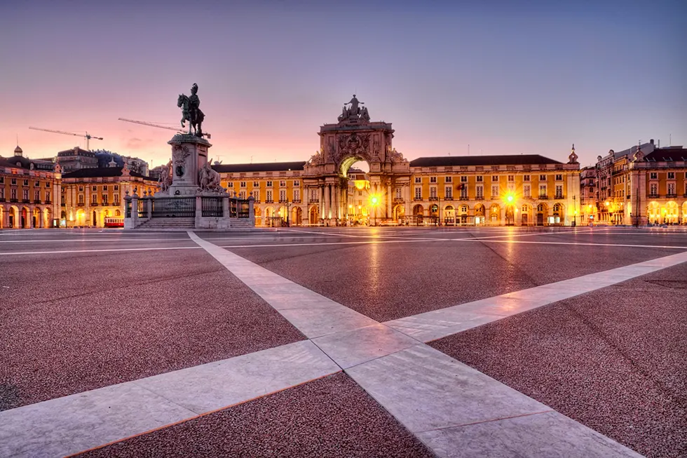 Praça do Comércio am Abend